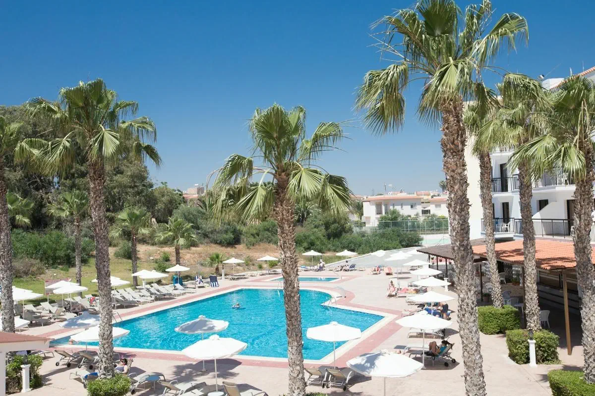 Tsokkos Gardens Apartments 4*