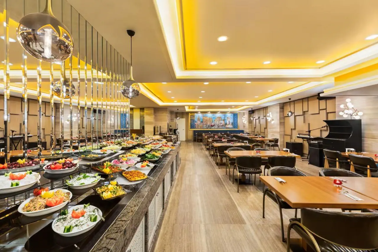 Ramada By Wyndham Istanbul Pera 5*, фото 4