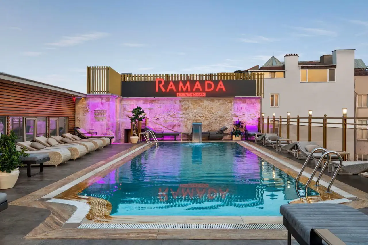 Ramada By Wyndham Istanbul Pera 5*, фото 5