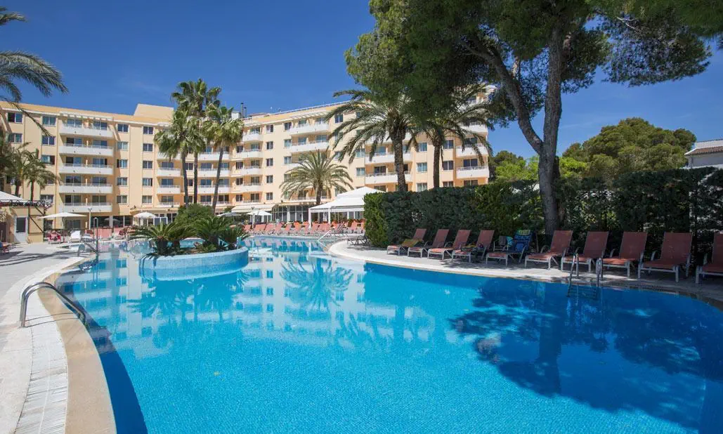 Ivory Playa 3*