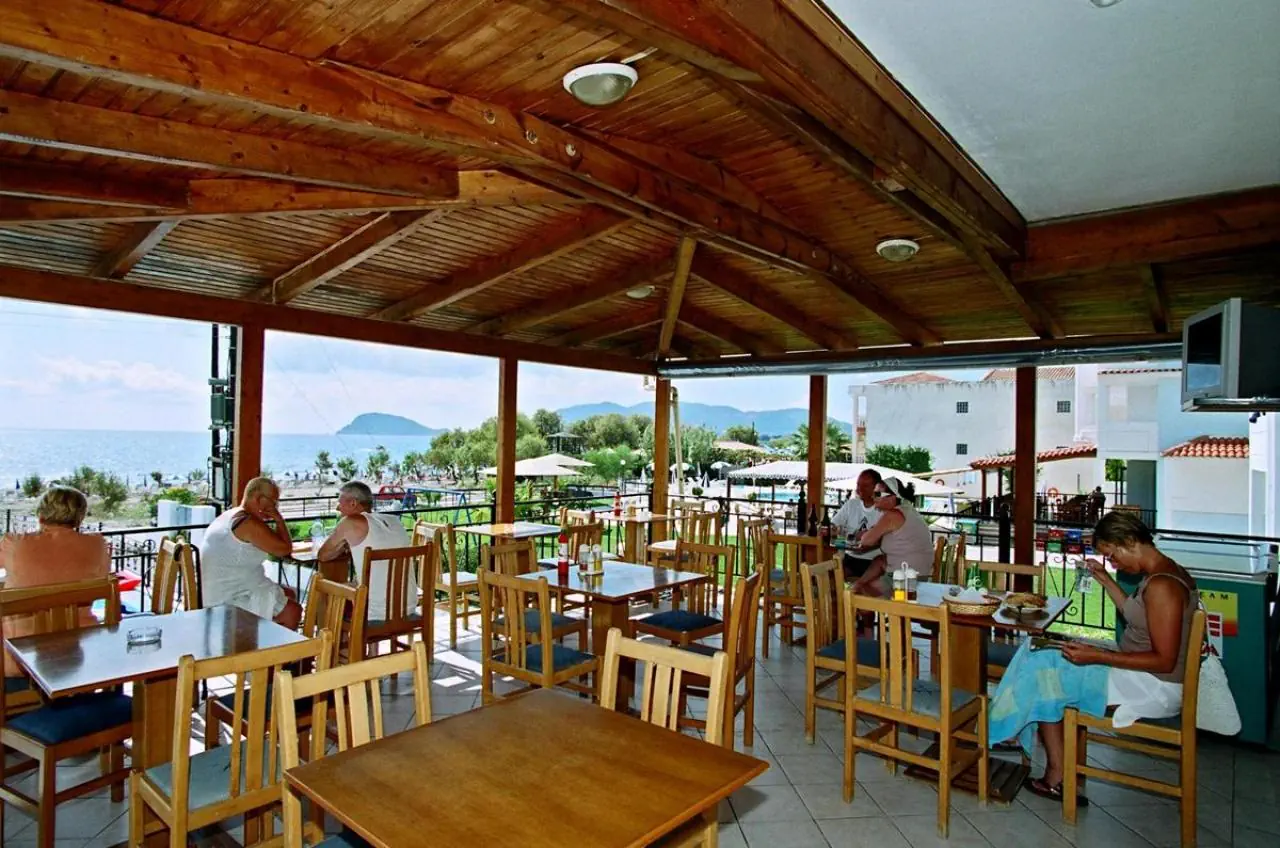 Andreolas Beach 3*, фото 1