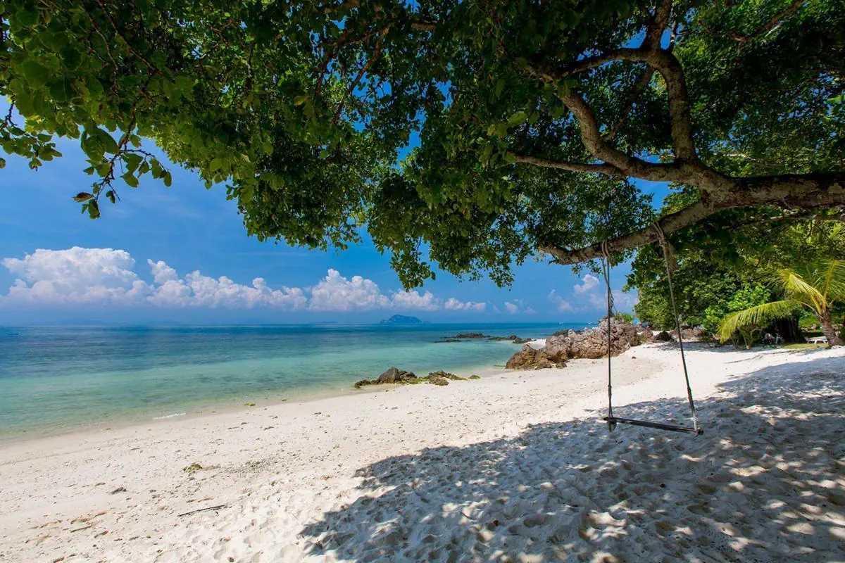 Elixir Koh Yao Yai 4*