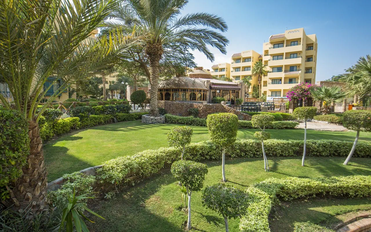 Eagles Down Town Zahabia Resort 3*