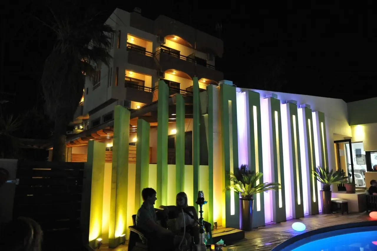 Heleni Beach 2*