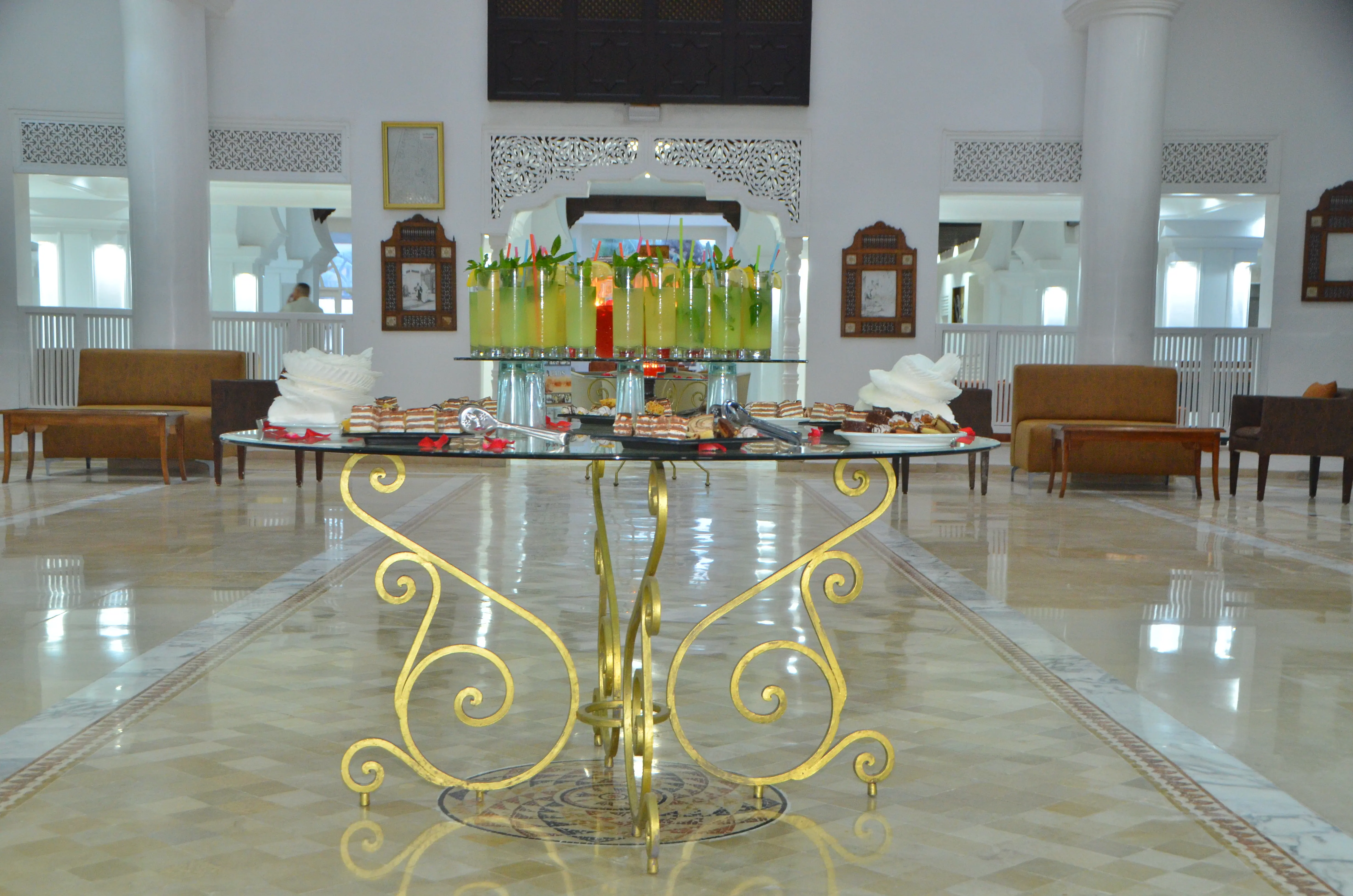HELLO YASMINE HOTEL