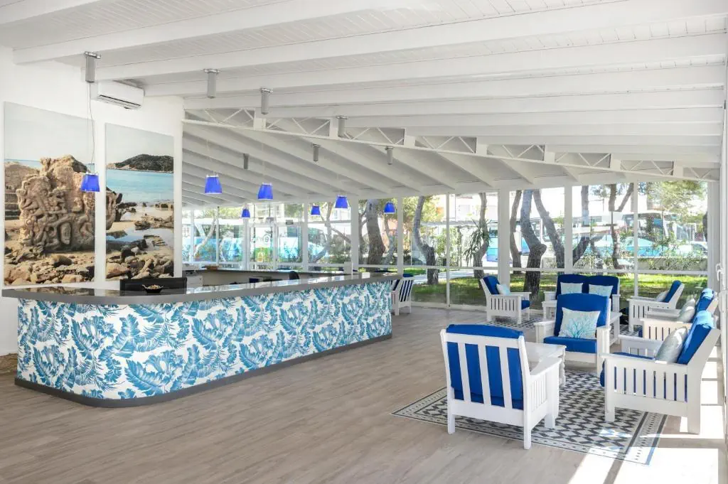 Vibra Club Maritim 3*