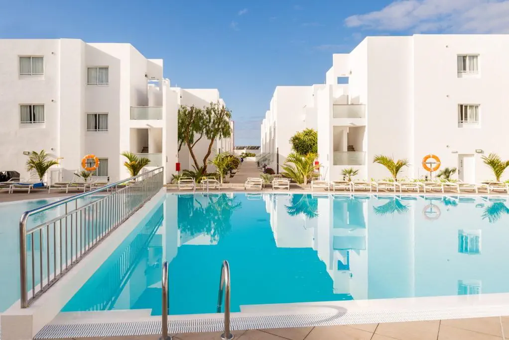 Aequora Lanzarote Suites 4*