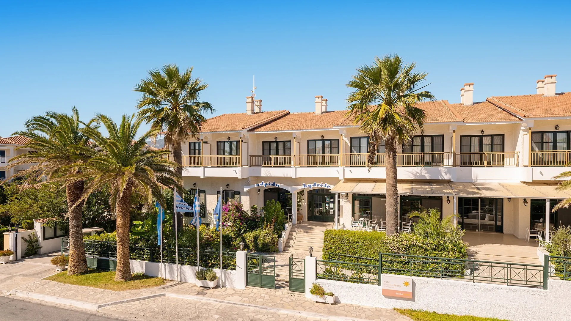 Samian Blue Hydrele Beach 4*