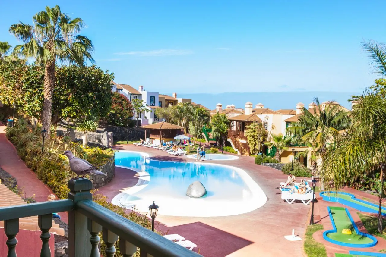Appartementos Oasis San Antonio 2*