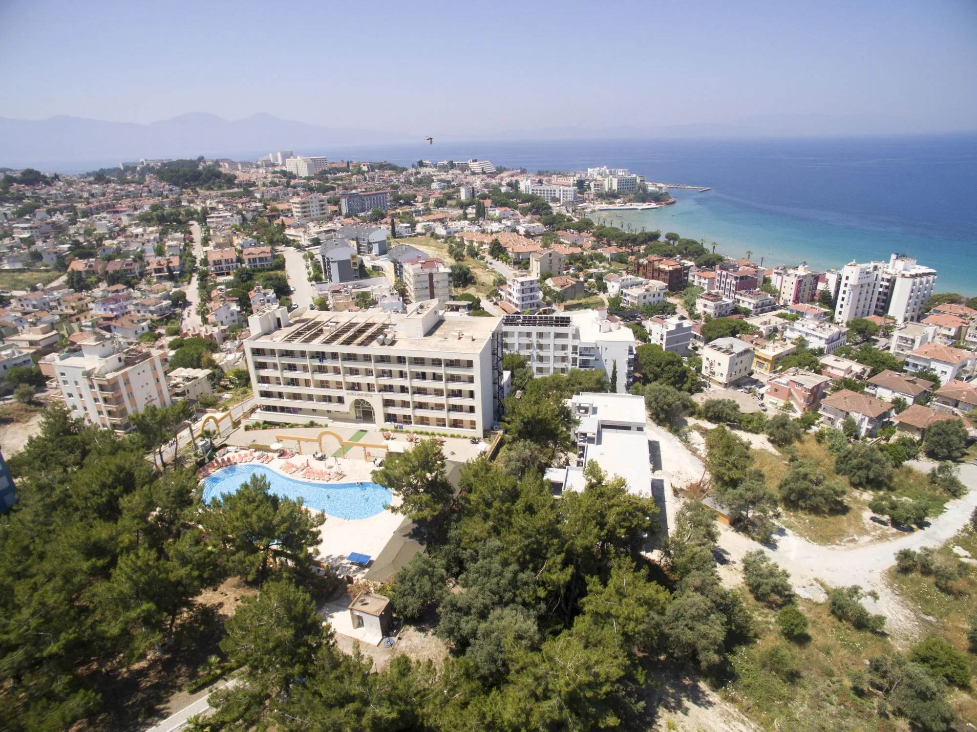 Tuntas Family Suites 3*