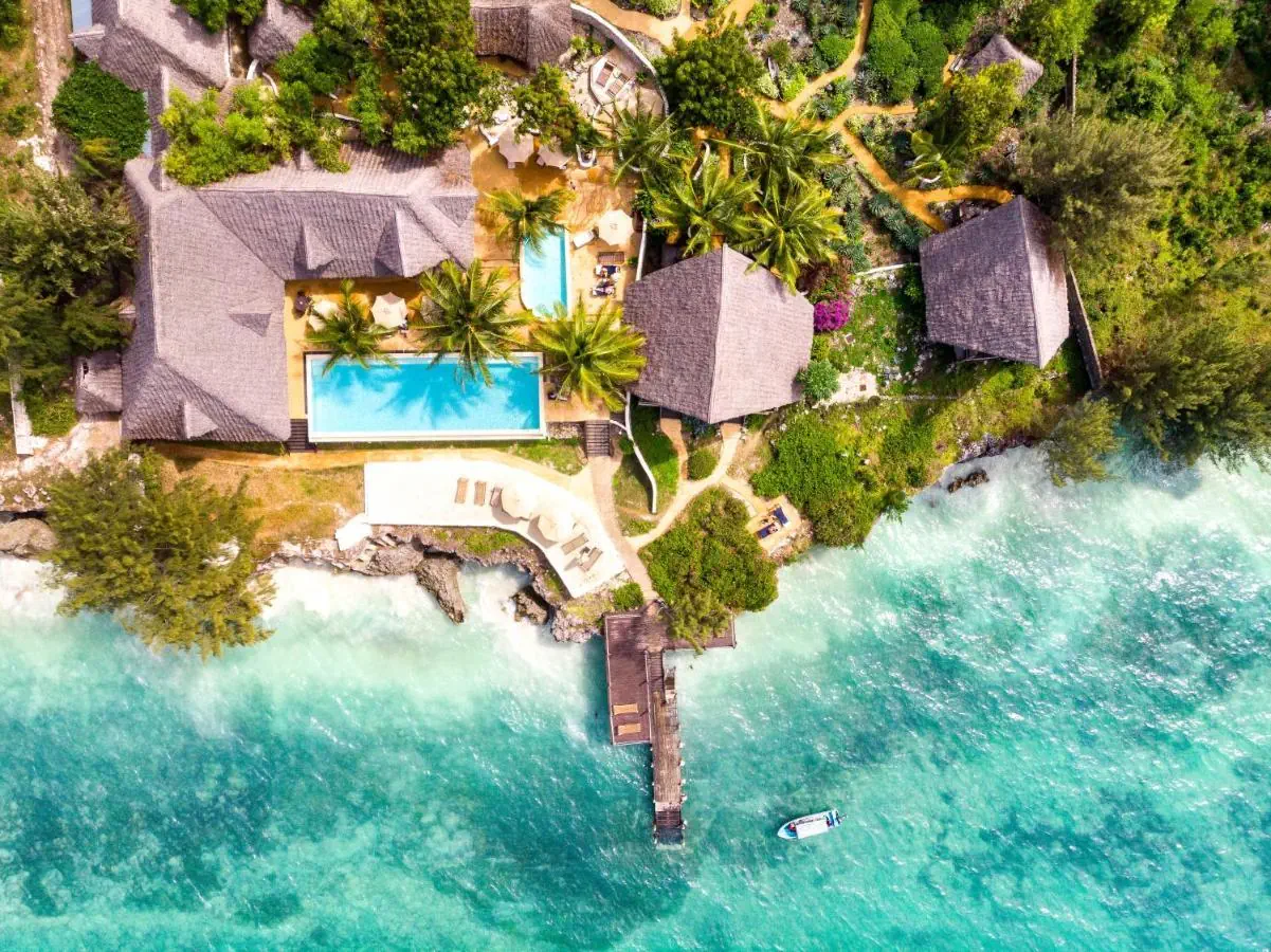 Sunshine Marine Lodge 4*