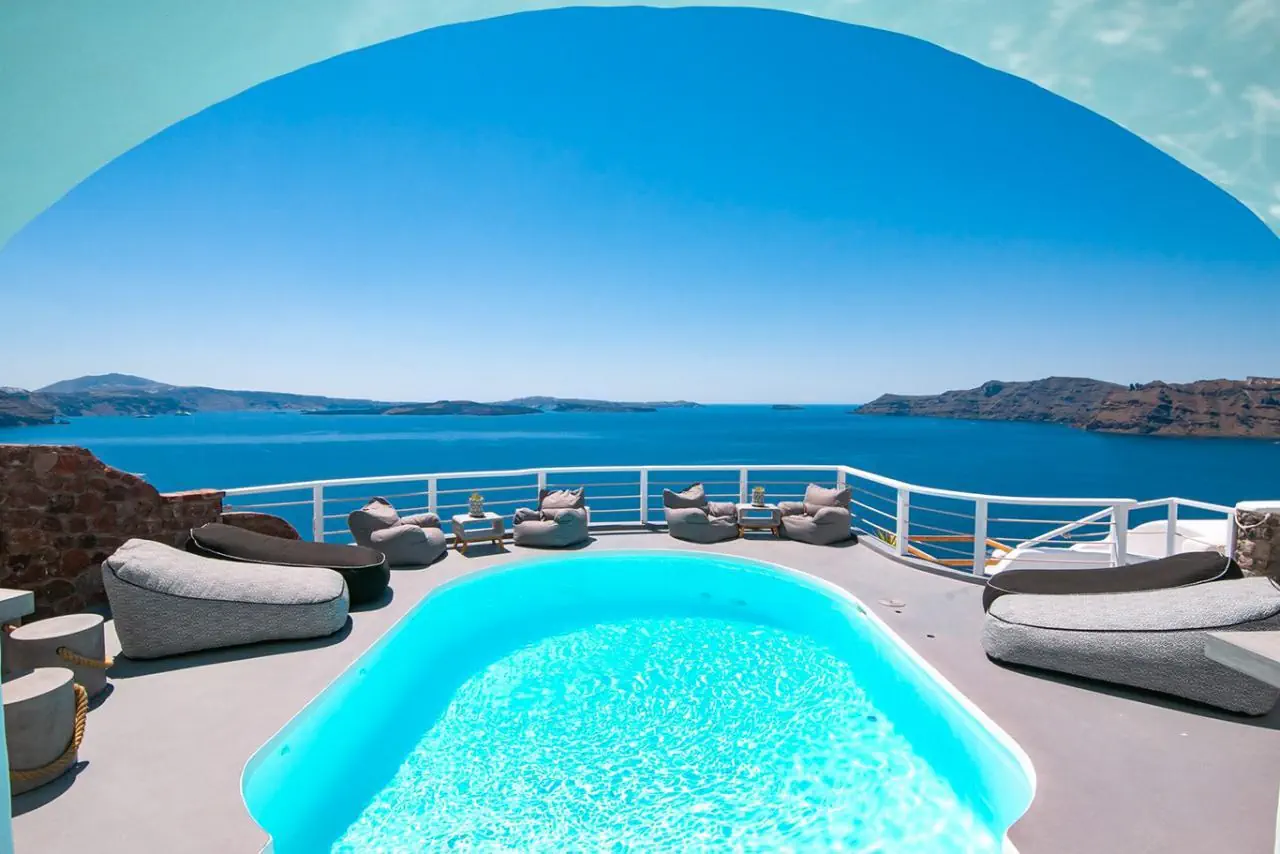 White Pearl Villas 4*