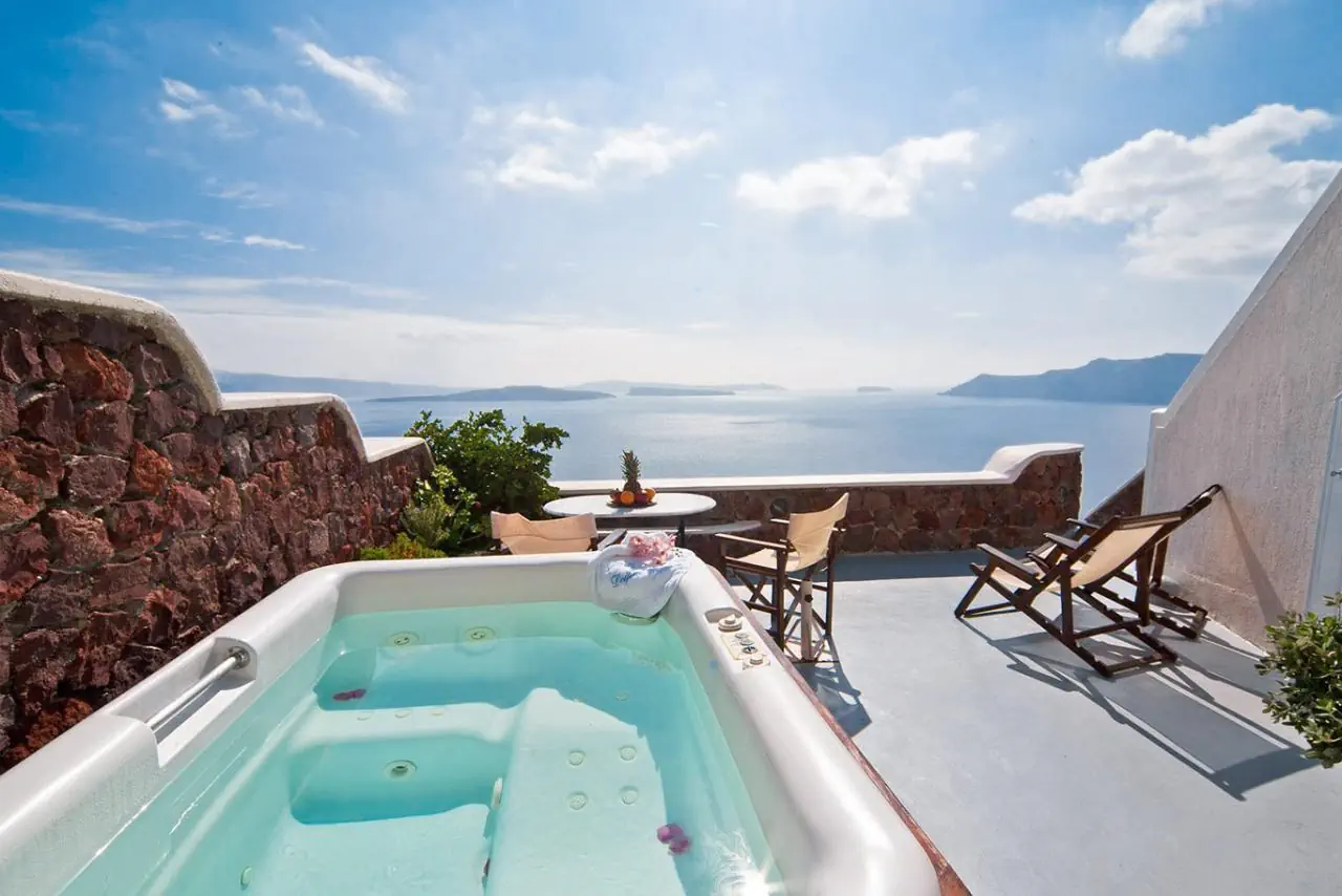 Delfini Villas 4*