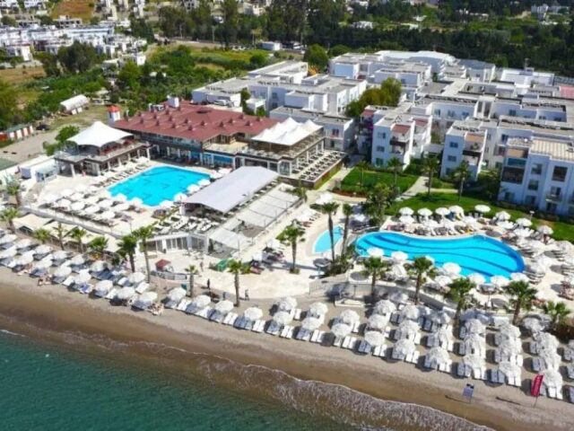 Armonia Holiday Village