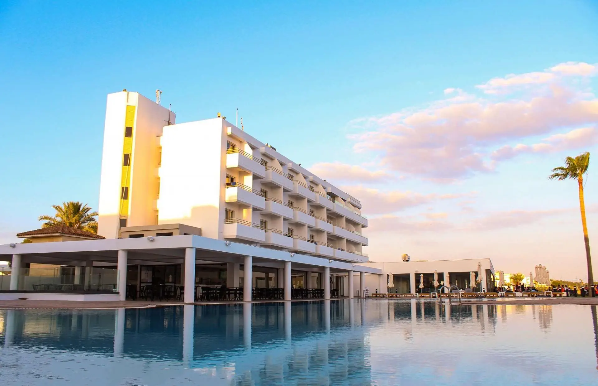 Pierre Anne Beach 3*