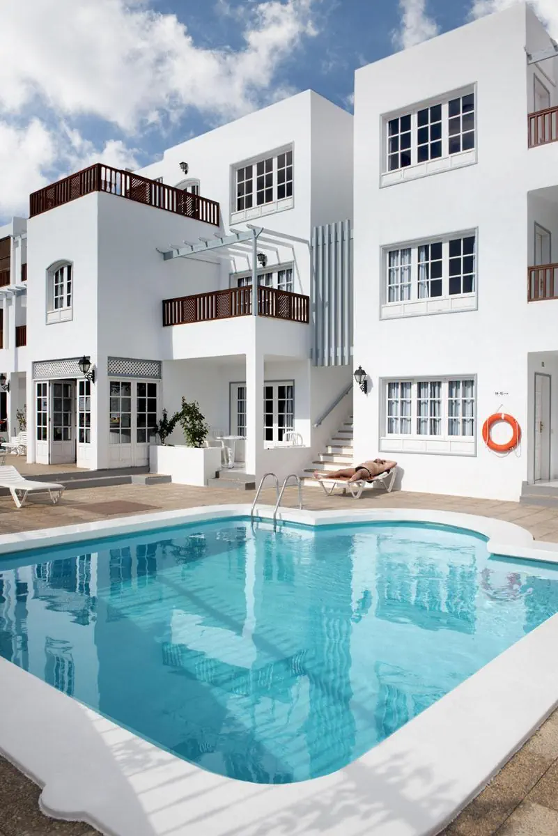 Vista Mar Apartments 2*