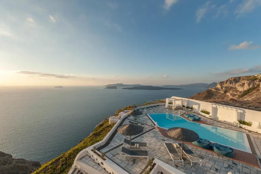 Caldera Villas 4*