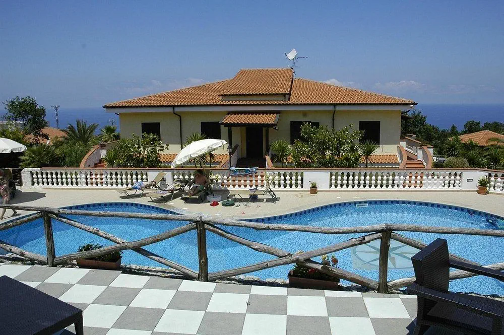 Residence Fonte di Bagnaria 3*