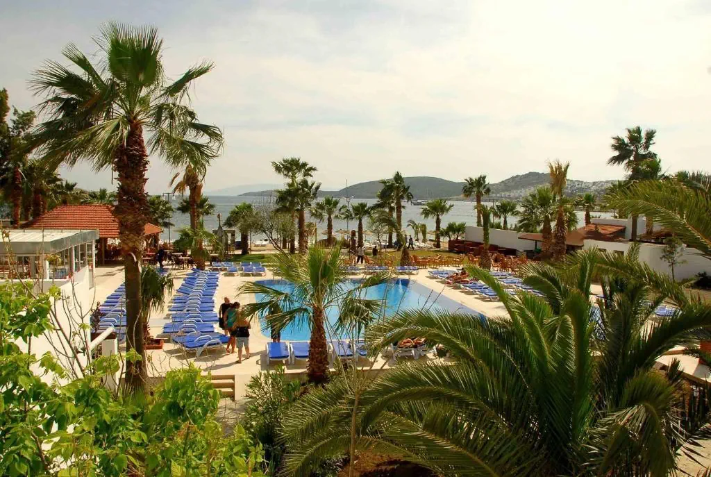 Nagi Beach 3*