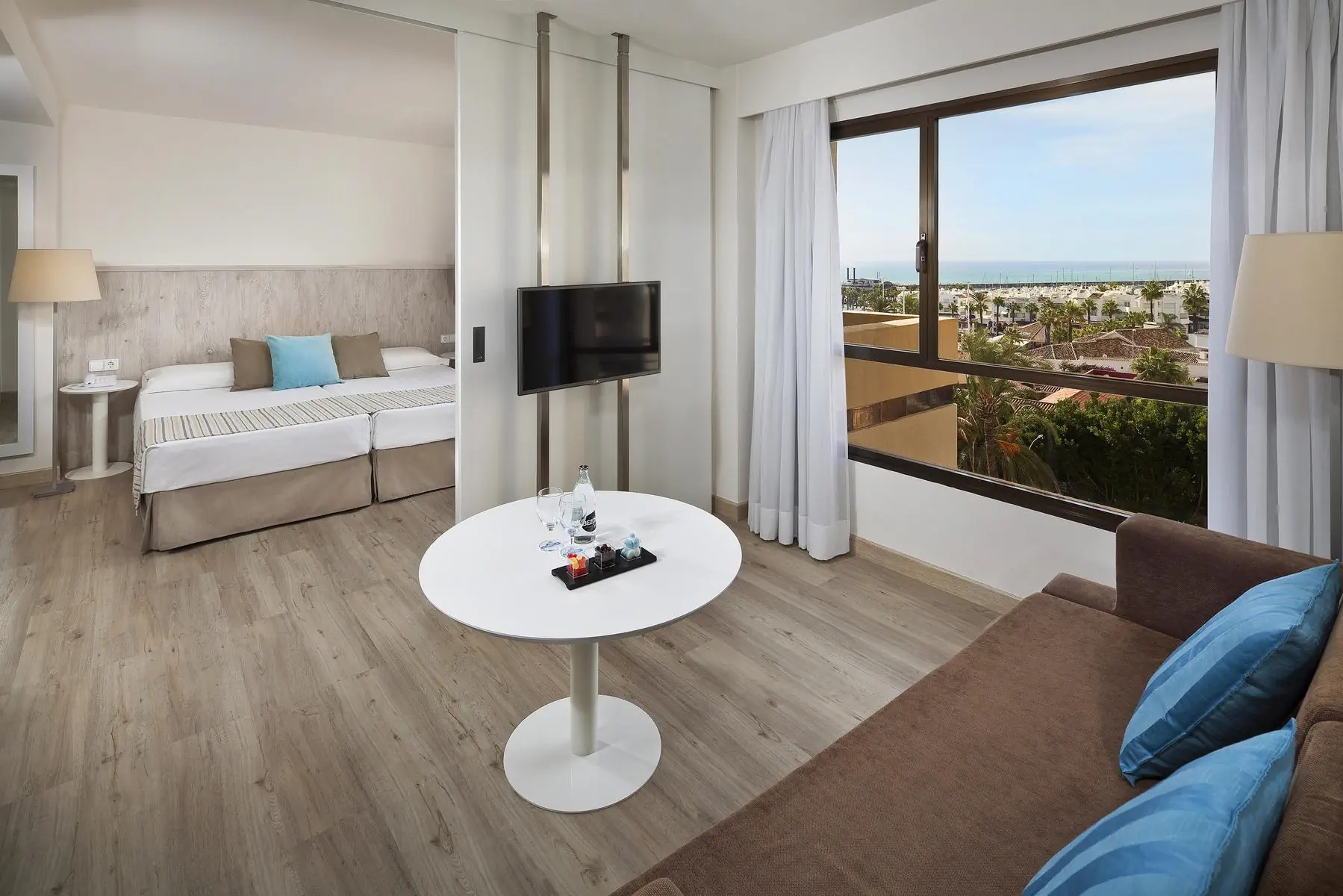 Ocean House Costa del Sol 4*