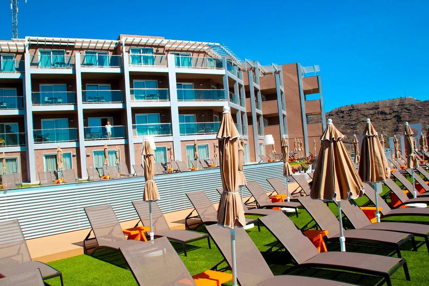 Riviera Vista 3*