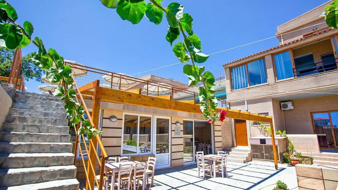 Ledras Beach 4*