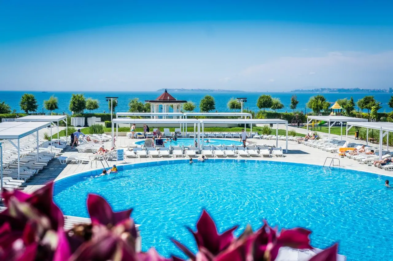 Premier Fort Beach 4*