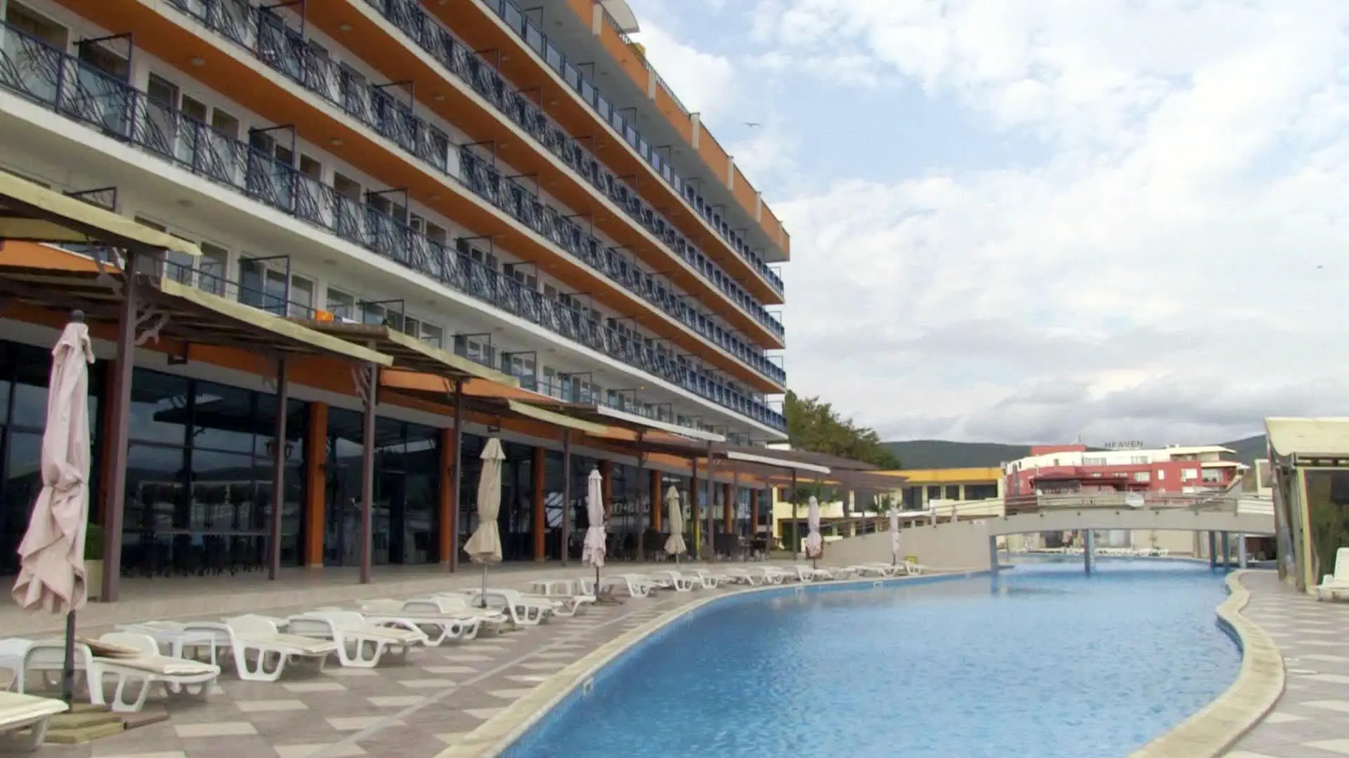 Glarus Beach 4*