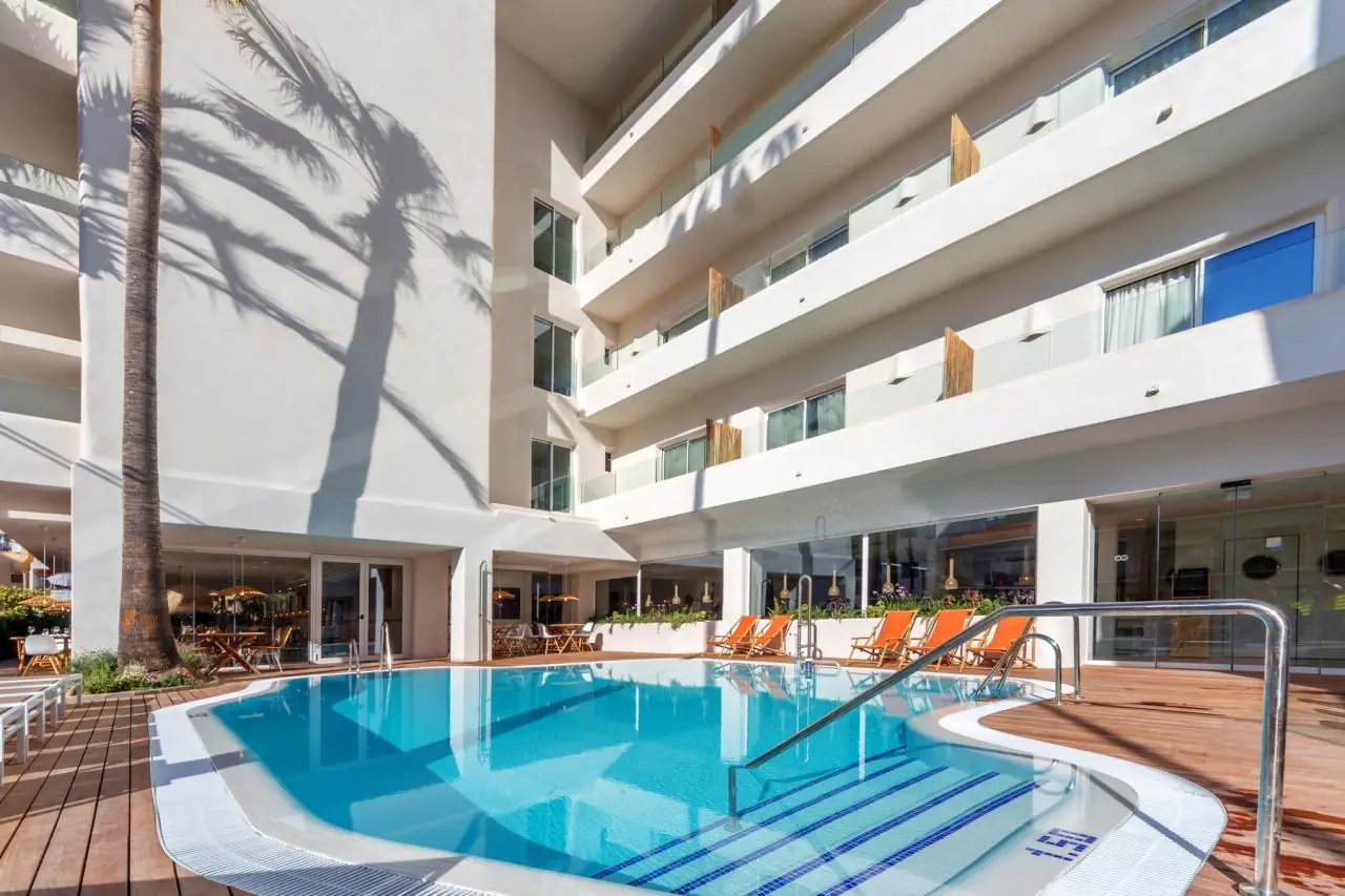 HM Alma Beach 4*
