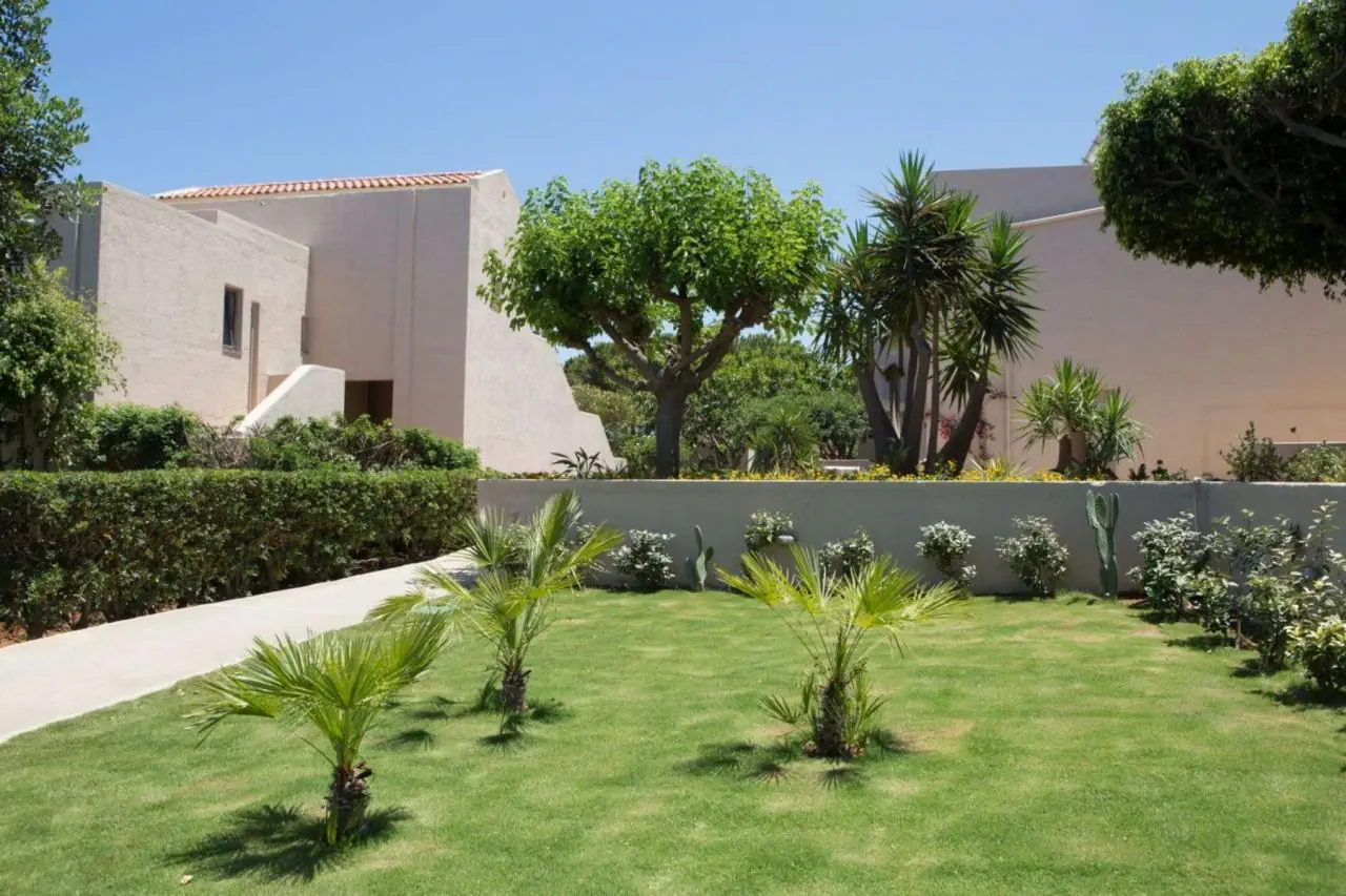 Sundance Apartments & Suites 4*, фото 8