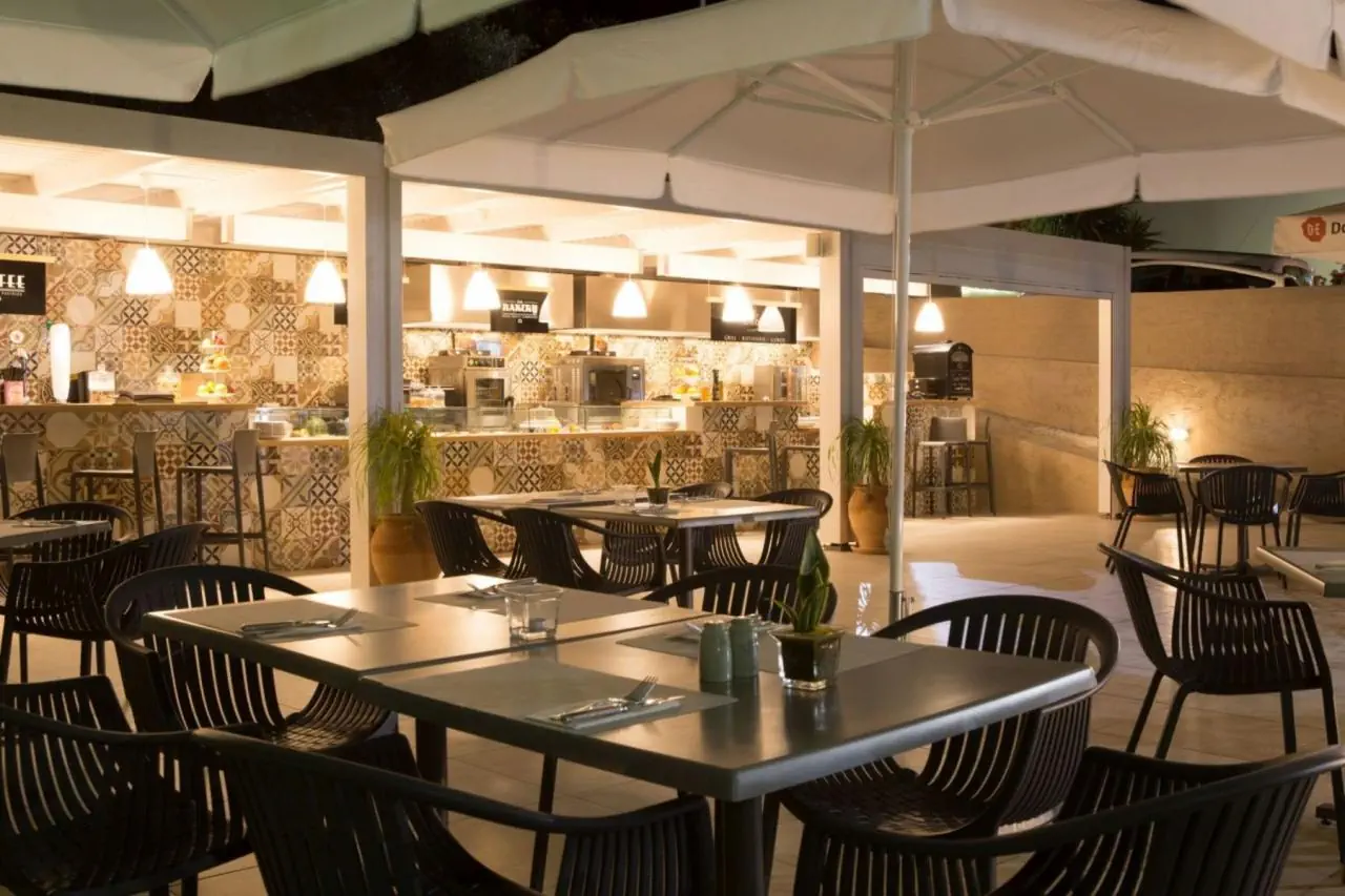 Sundance Apartments & Suites 4*, фото 10