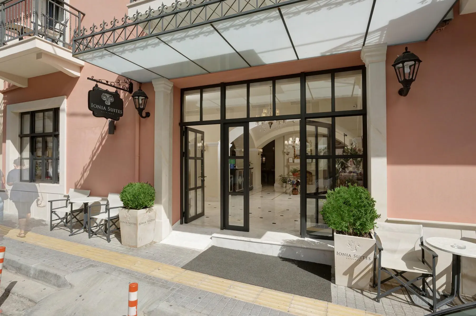 Ionia Suites 4*