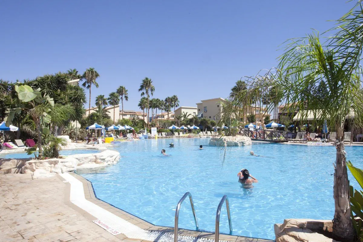 Makronisos Village 3*, фото 2