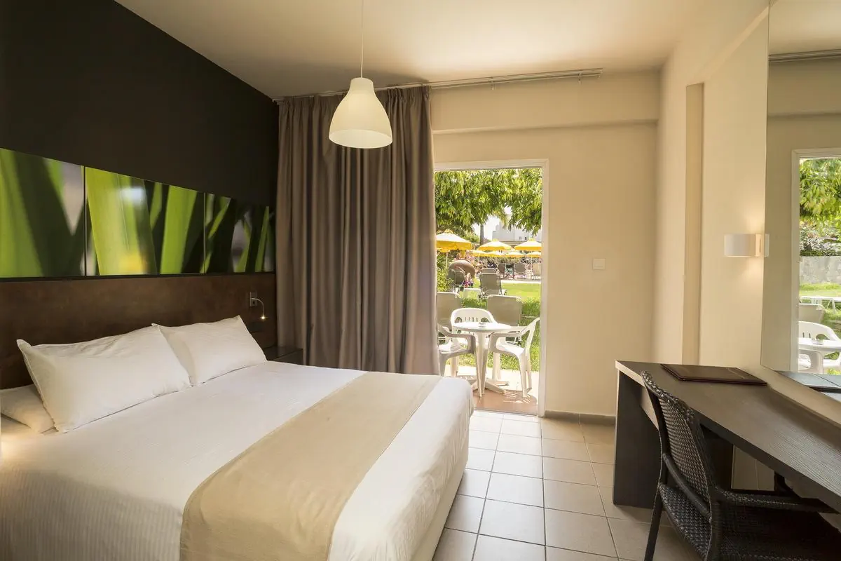 Mayfair Gardens 4*, фото 11