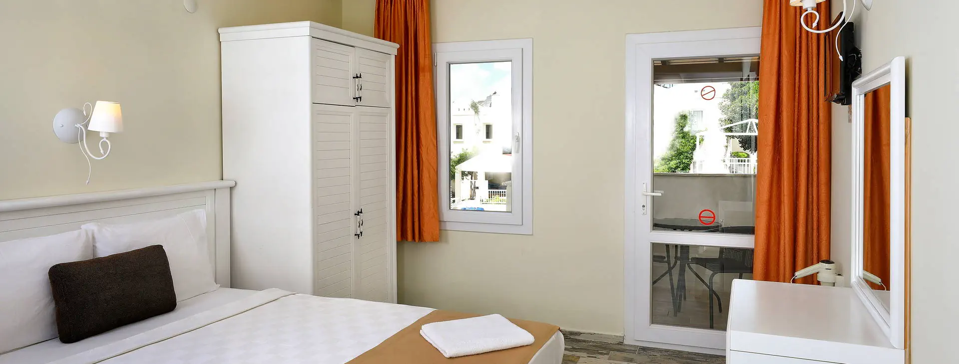 Summer Garden Suites&Beach Hotel, фото 13