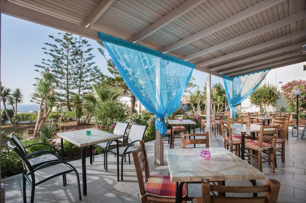 Panorama Sea View Studios & Apartments 3*