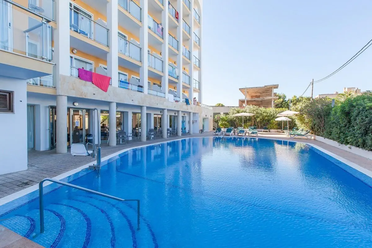 Bellamar 3*