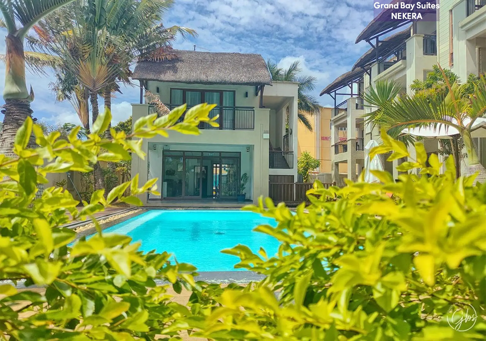 Grand Bay Suites 2*