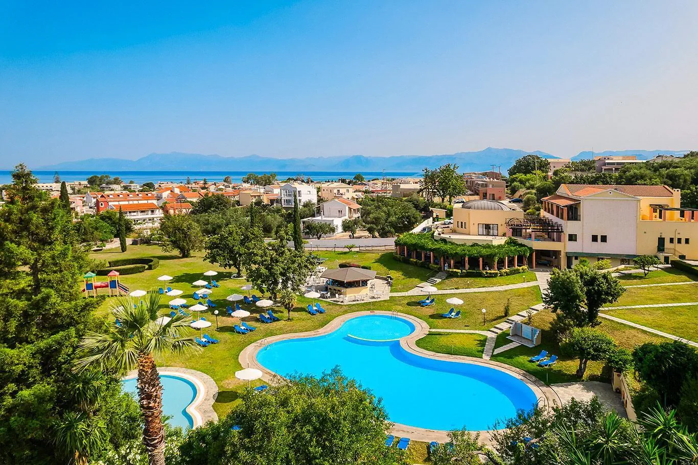 Century Resort 4*