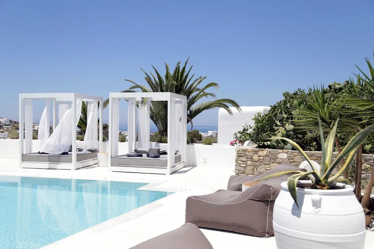 Livin Mykonos 3*