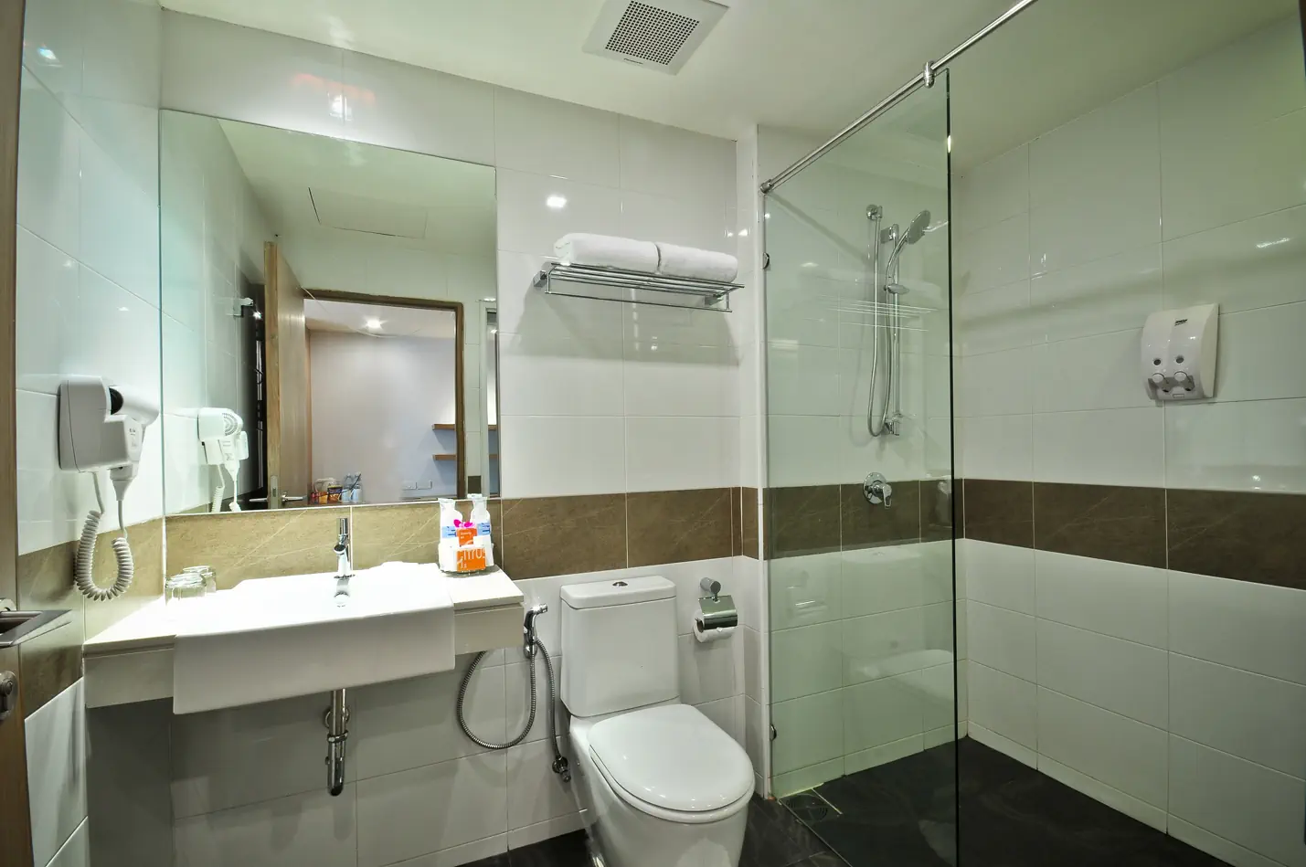 ASHLEE Hub Hotel Patong 4*, фото 8