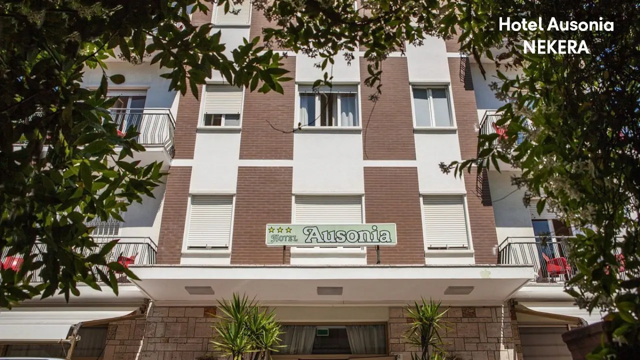 Ausonia 4*
