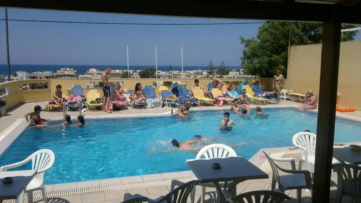 Aglaia Apartments 3*