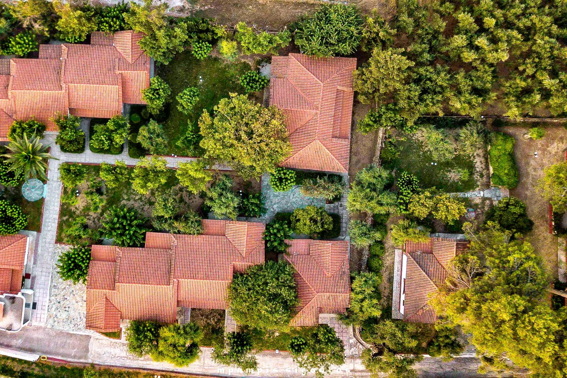 Alykes Park 3*