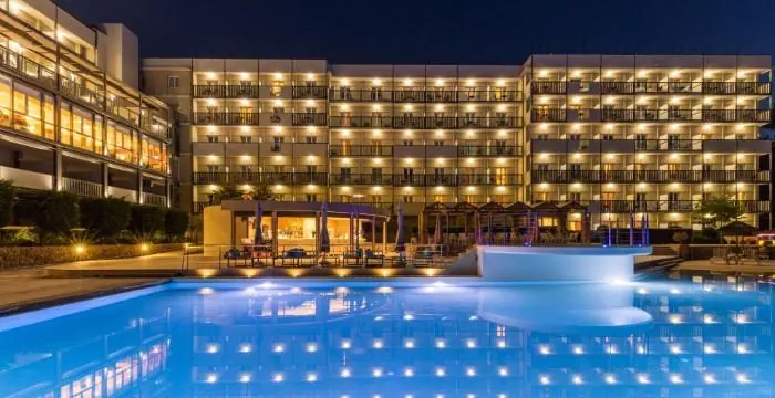 Ariti Grand 4*