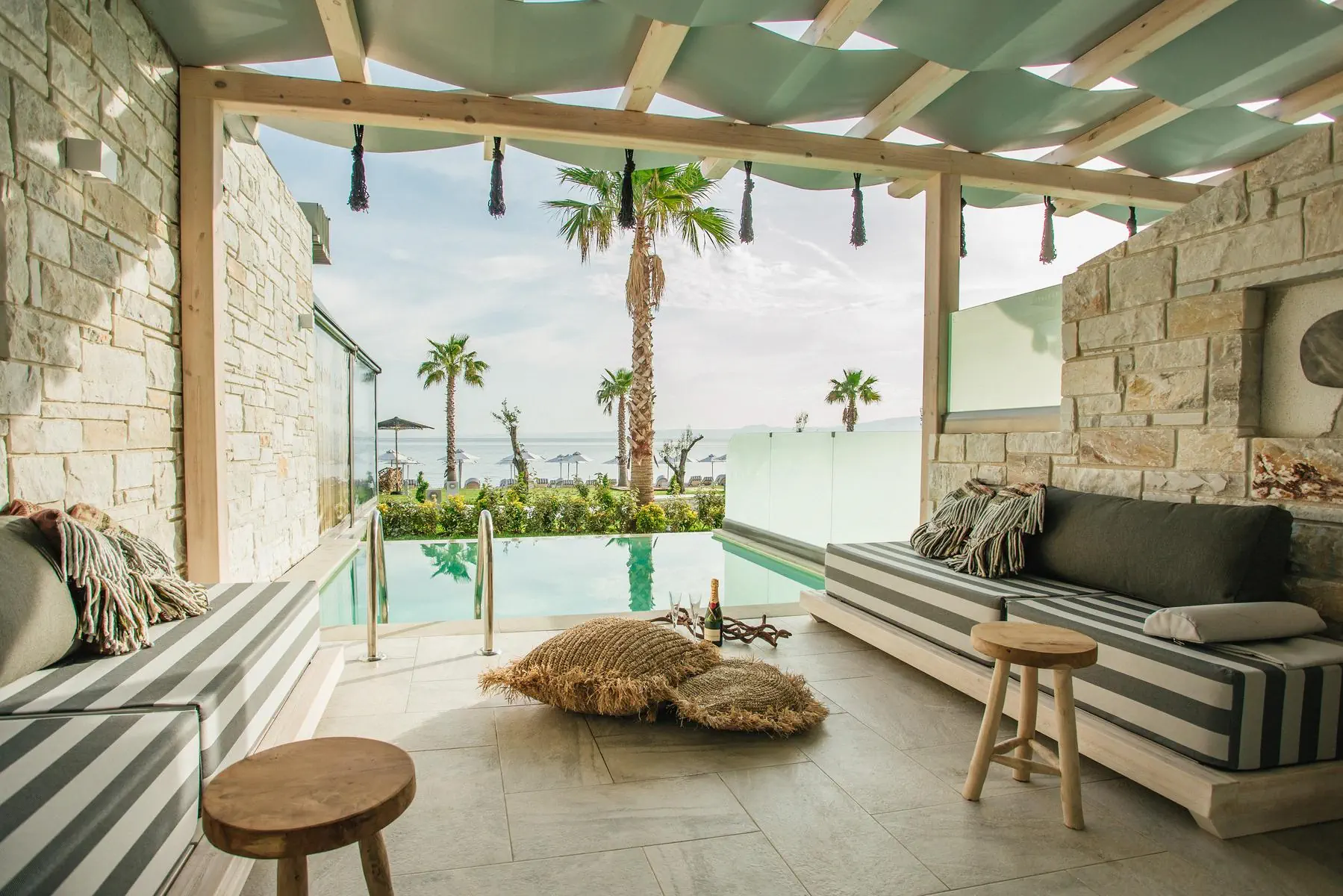 Blue Carpet Luxury Suites 3*, фото 12