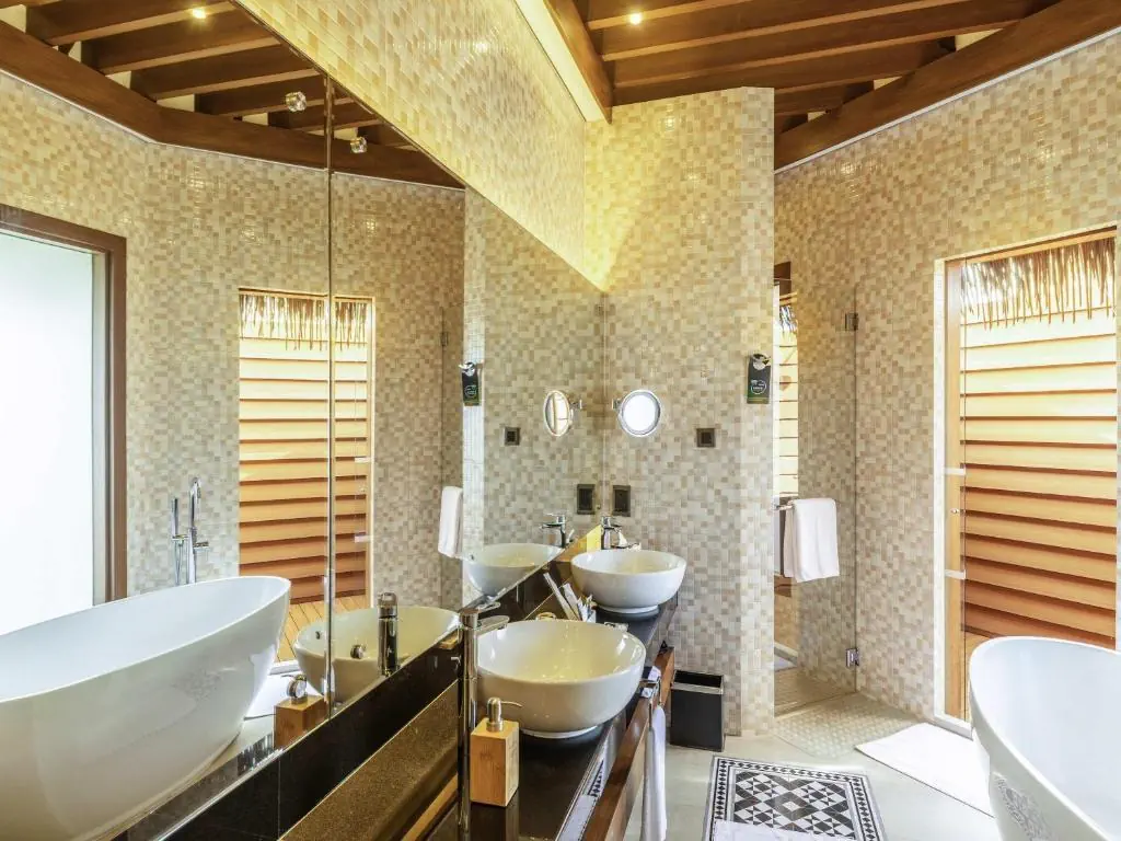 Mercure Maldives Kooddoo Resort 4*, фото 16