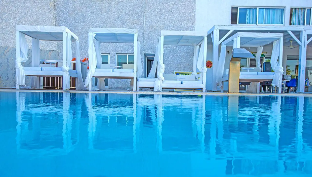 Silver Sands Beach 3*