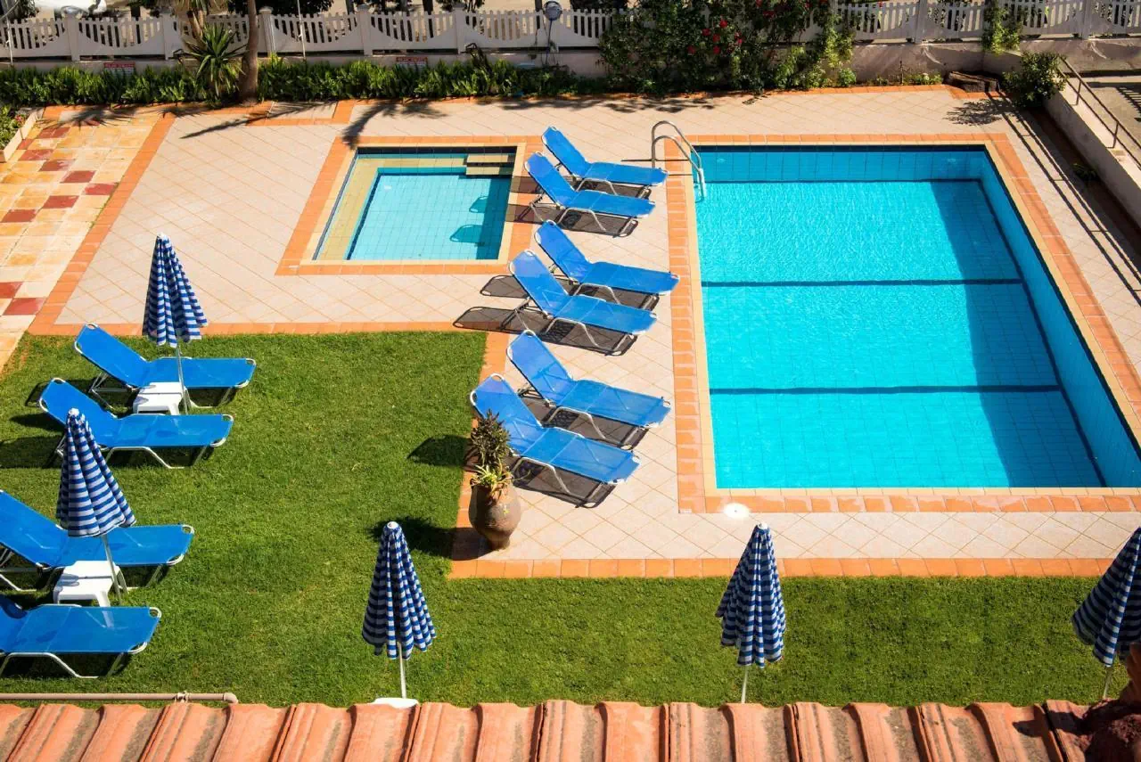 Marianthi Apartments 3*