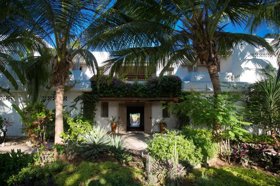 Uzuri Villa - Boutique Hotel 4*